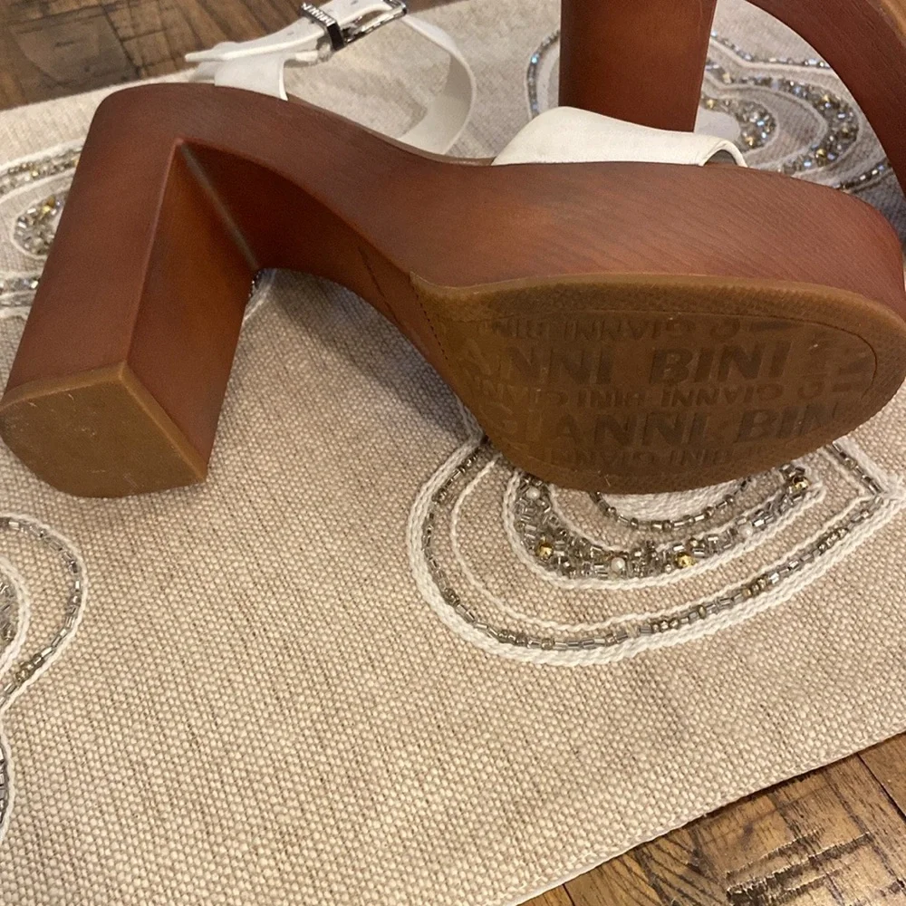 Gianni Bini Platform Sandals-9M - Picture 4 of 6